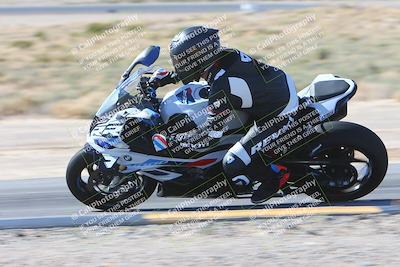 media/Feb-04-2024-SoCal Trackdays (Sun) [[91d6515b1d]]/7-Turn 9 Inside (1140am)/